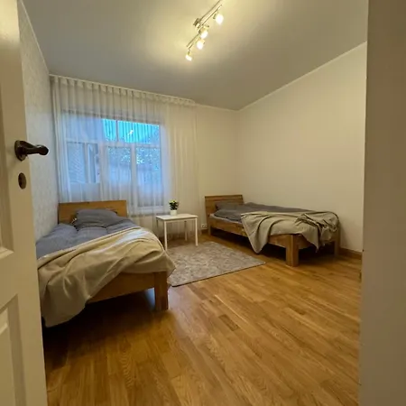 Kesklinna Laeheduses Appartamento *